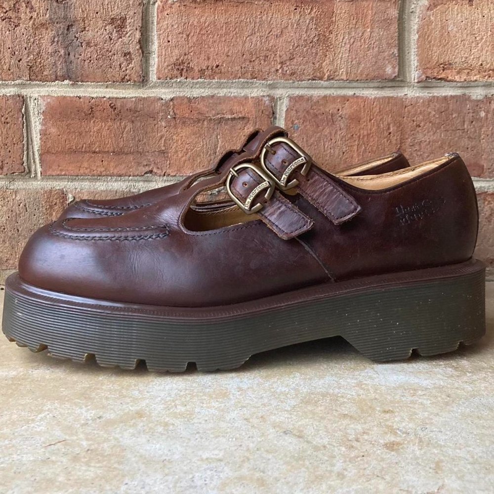 very rare vtg 90s dr. martens MIE 8305 platform mary janes